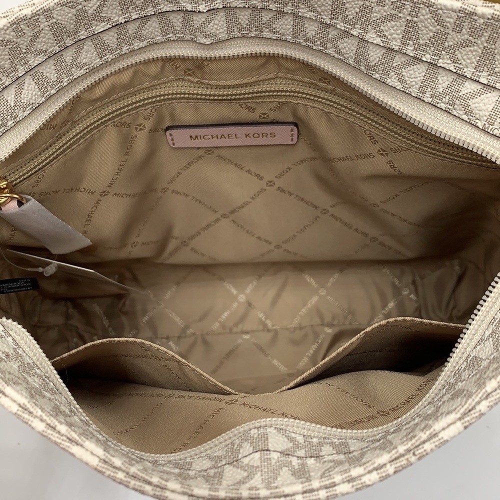 MICHAEL KORS 
Jet Set Travel Large Logo Messenger Bag POWDER BLUSH MULTI - Picture 6 of 16